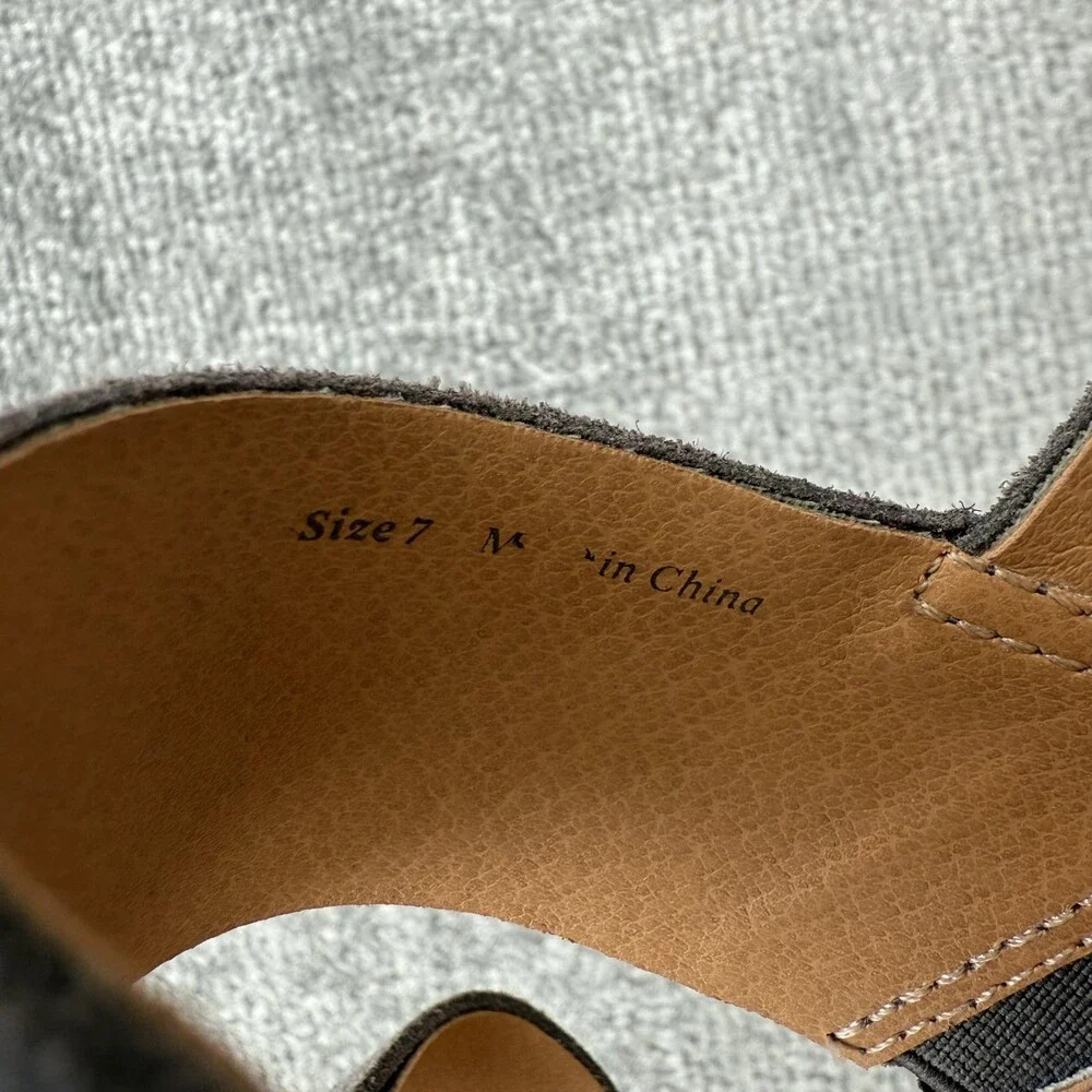 Dolce Vita Shoes Womens Size 7 Suede Espadrille Wedge Sandals Platform Buckle